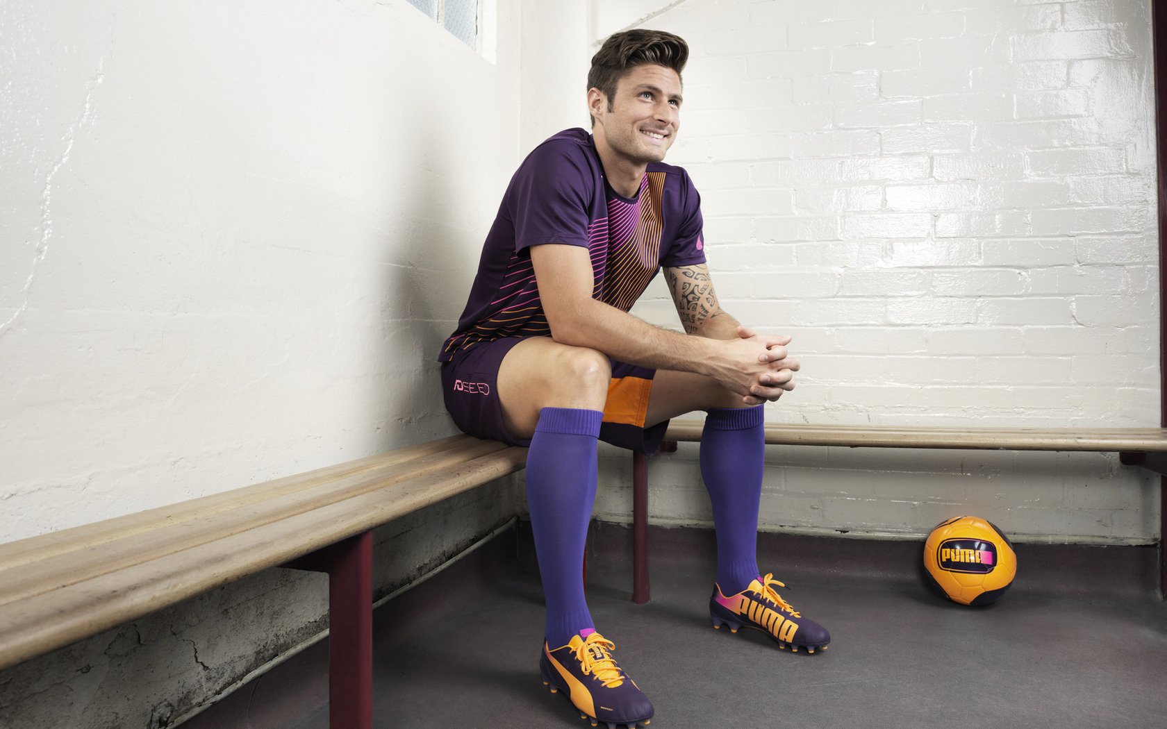 校园足球教练培训体系现状与改革思路，校园足球师资培训